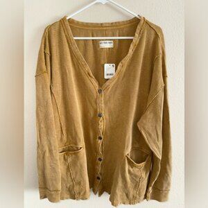 Free People We The Free NWT Caramel Oversized Snap Button Cardigan size Small